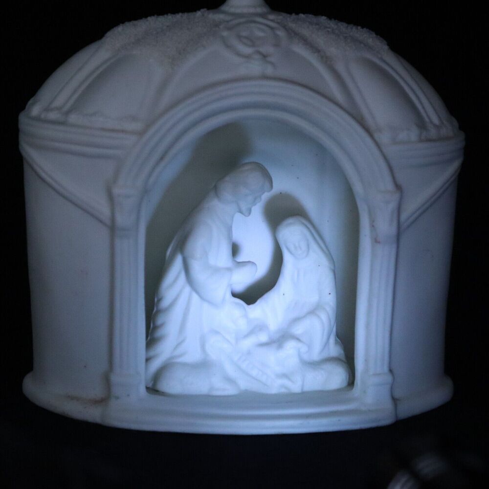 Nativity Vintage Off-White Ceramic